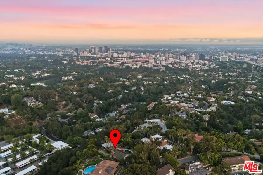 860 Linda Flora Drive, Los Angeles, CA 90049 - #3