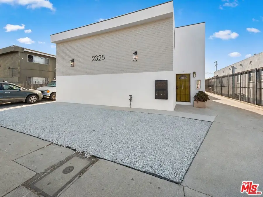 2325 S Ridgeley Drive, Los Angeles, CA 90016 - #3