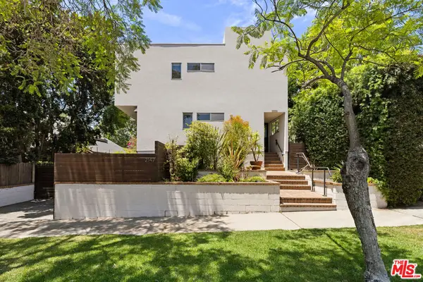 2147 N Beachwood Drive #5, Los Angeles, CA 90068