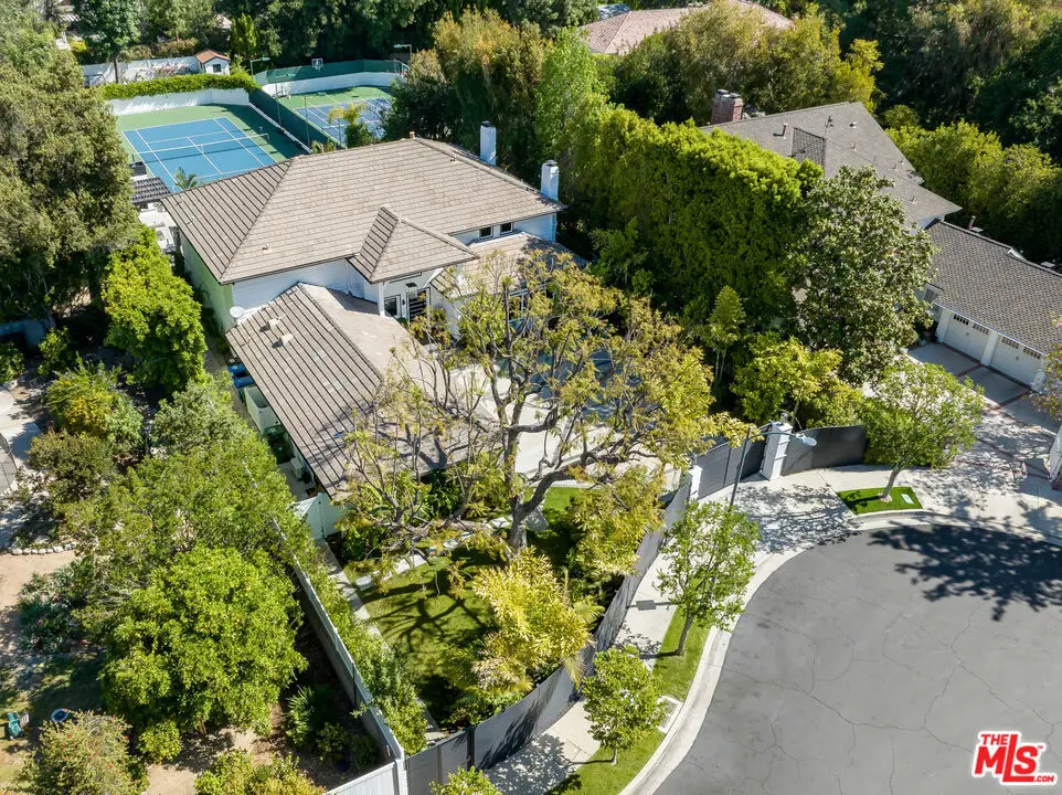 17145 Addison Street, Encino, CA 91316 - #1