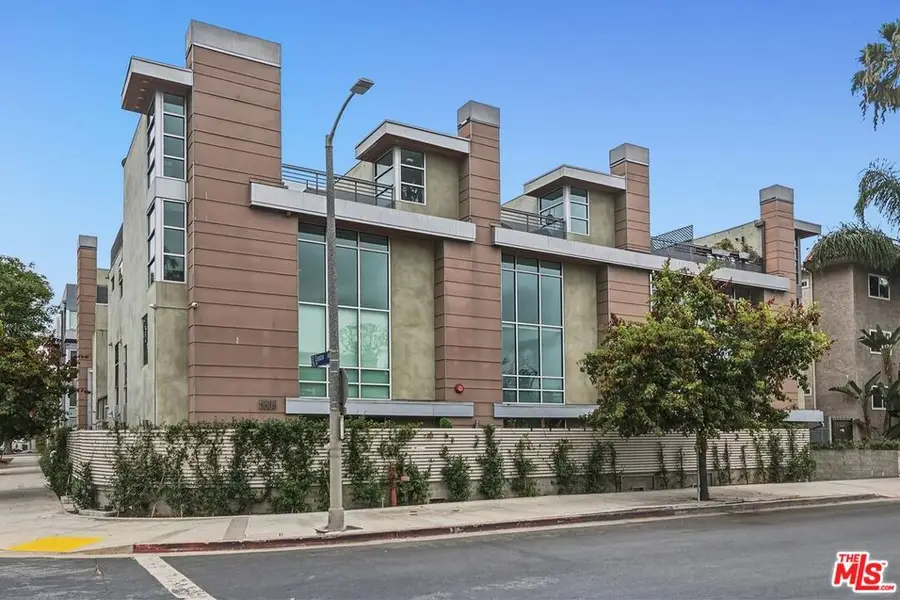 5806 Waring Avenue #14, Los Angeles, CA 90038 - #3