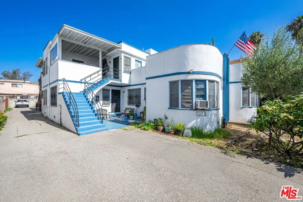 2629 S Garth Avenue, Los Angeles, CA 90034 - #1