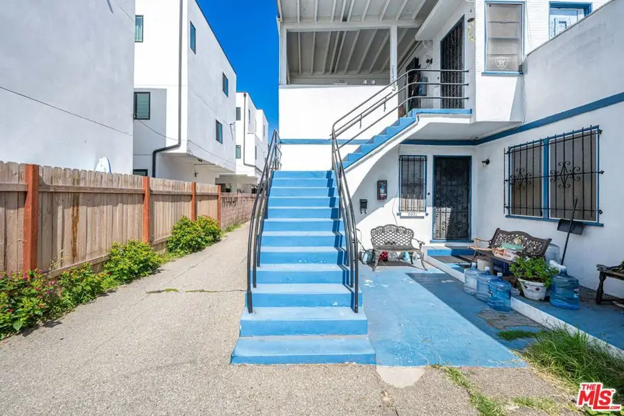 2629 S Garth Avenue, Los Angeles, CA 90034 - #3