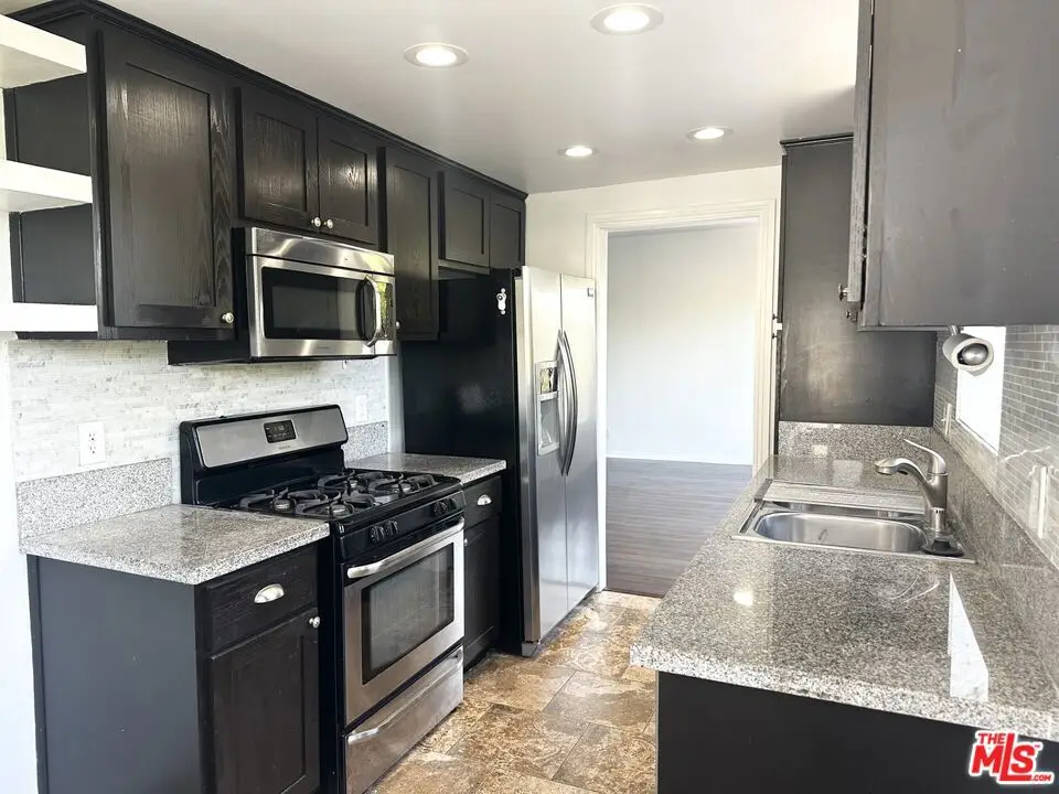3271 Sawtelle Boulevard #204, Los Angeles, CA 90066 - #1