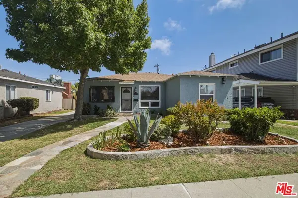 801 W Columbia Street, Long Beach, CA 90806