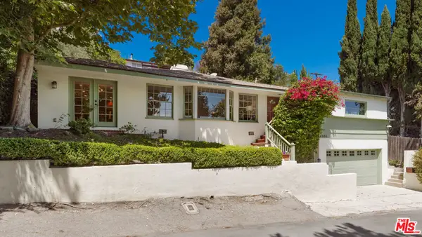 4065 Woodman, Los Angeles, CA 91423