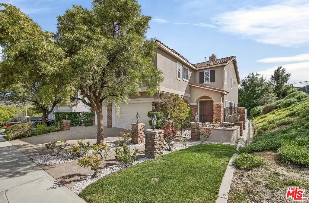 28346 Linda Vista Street, Canyon Country, CA 91387 - #1