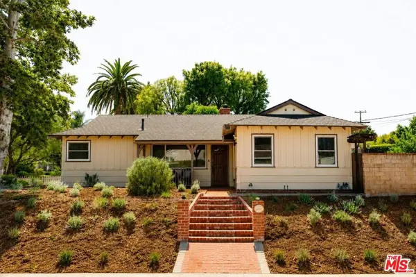 22103 Del Valle Street, Woodland Hills, CA 91364