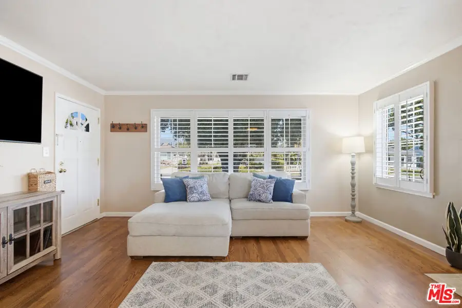 2221 N Valley Street, Burbank, CA 91505 - #3