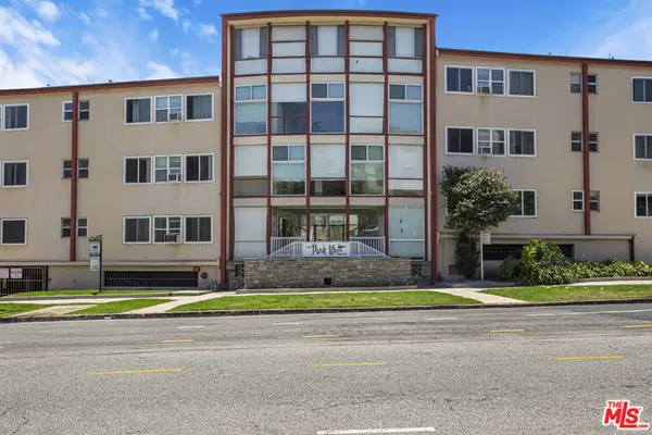 1441 S Beverly Glen Boulevard, Los Angeles, CA 90024
