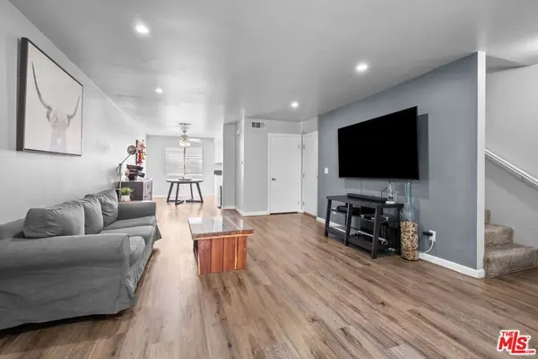 14325 Terra Bella Street #G, Los Angeles, CA 91402