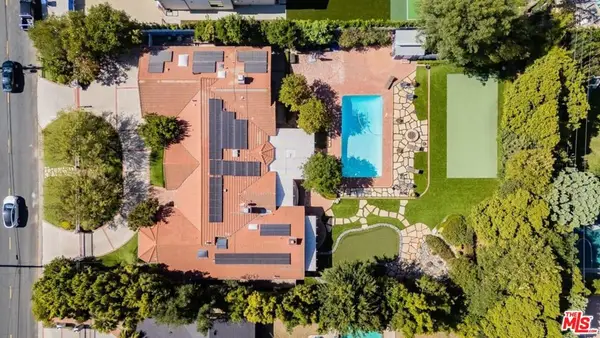 5355 Amestoy Avenue, Los Angeles, CA 91316