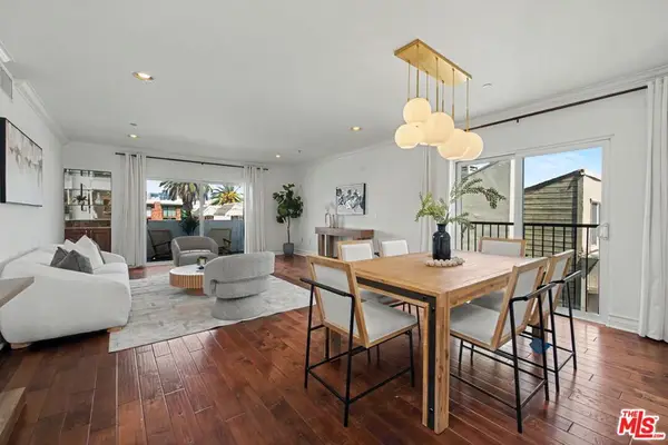 1878 Greenfield Avenue #PH5, Los Angeles, CA 90025