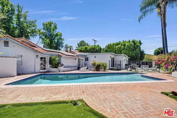 5195 Densmore Avenue, Los Angeles, CA 91436