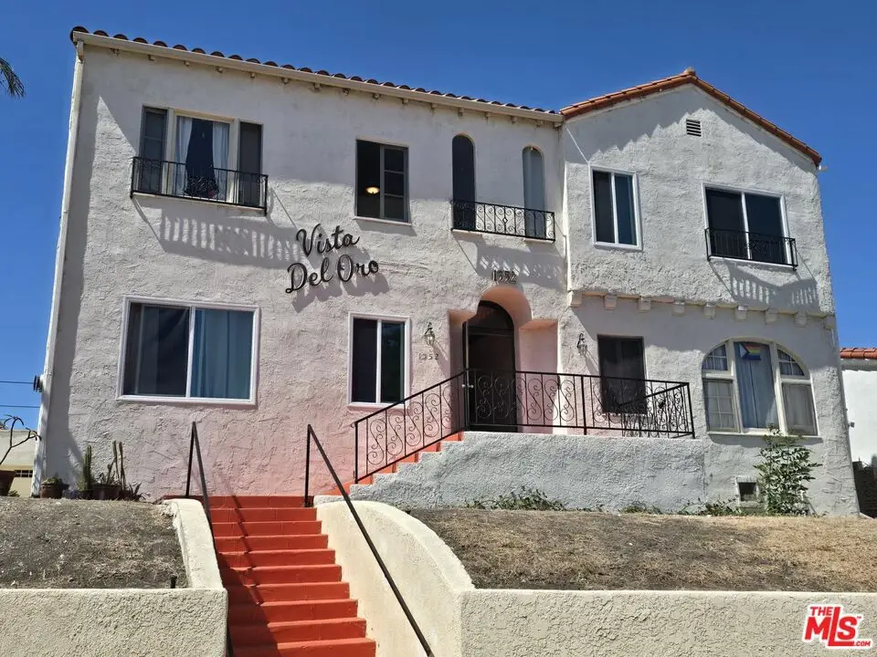 1352 W 10th Street, San Pedro, CA 90732 - #1