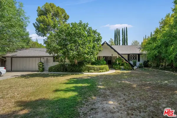 20447 Robert Place, Woodland Hills, CA 91364