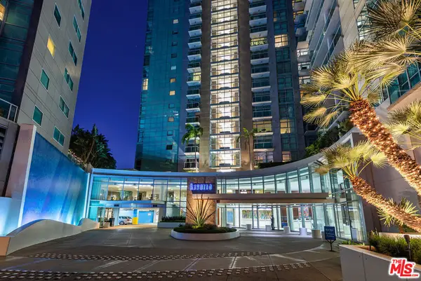 13700 Marina Pointe Drive #1526, Venice, CA 90292