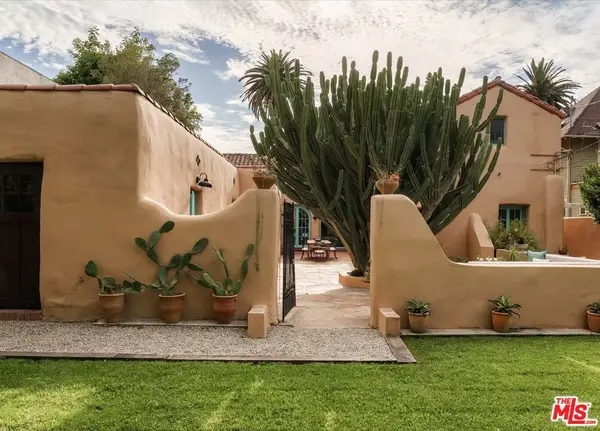 2414 4th Avenue, Los Angeles, CA 90018