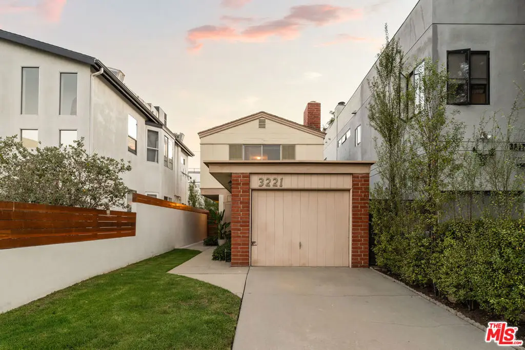3221 Thatcher Avenue, Marina Del Rey, CA 90292 - #1