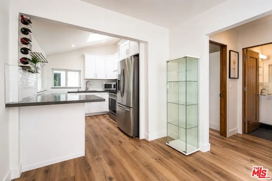 2341 Beach Avenue, Venice, CA 90291 - #3