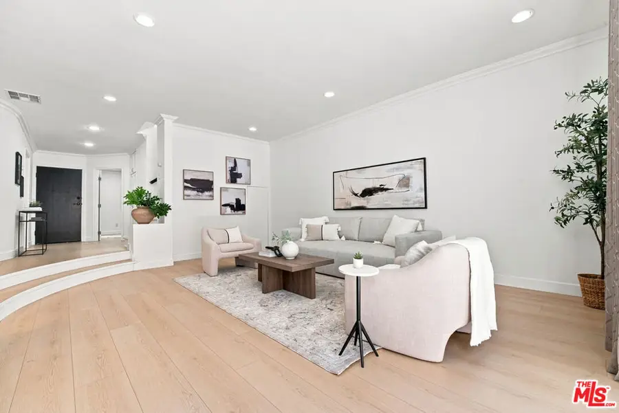 5243 Yarmouth Avenue #31, Encino, CA 91316 - #3