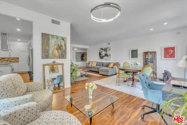 4949 Genesta Avenue #215, Encino, CA 91316