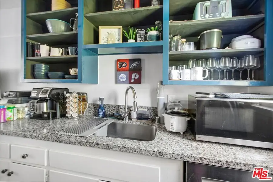 7129 Coldwater Canyon Avenue #10, North Hollywood, CA 91605 - #2