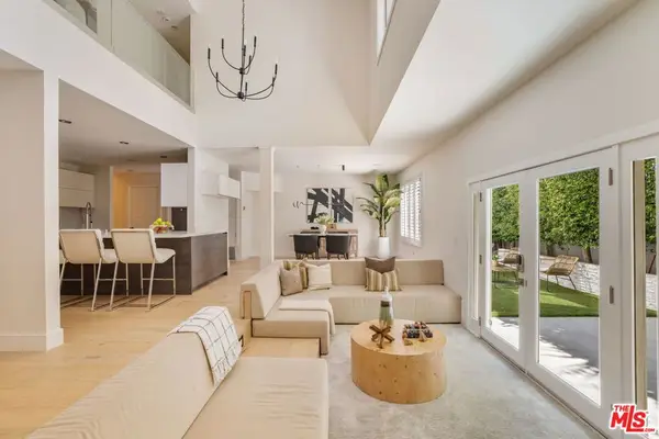 967 Hammond Street #5, West Hollywood, CA 90069