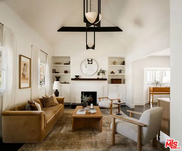 1012 S Longwood Avenue, Los Angeles, CA 90019