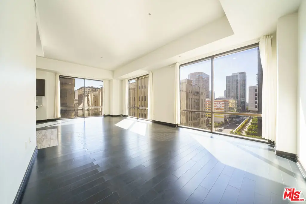 655 S Hope Street #704, Los Angeles, CA 90017 - #1
