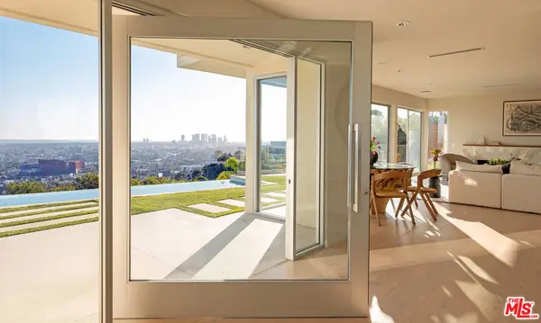 8515 Hedges Way, Los Angeles, CA 90069