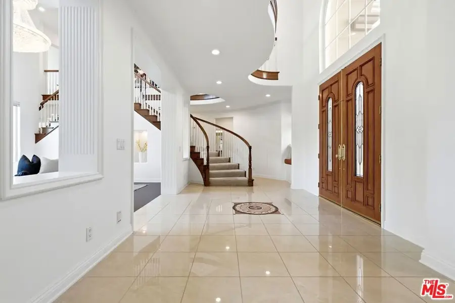 20274 Via Medici, Porter Ranch, CA 91326 - #3