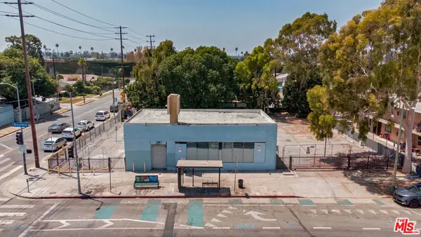 9145 S Broadway, Los Angeles, CA 90003
