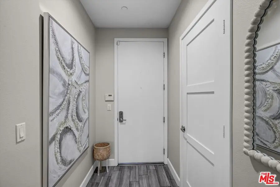 14412 Killion Street #110, Sherman Oaks, CA 91401 - #2