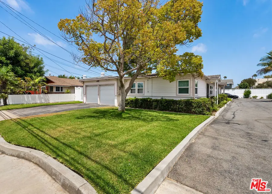 384 1/2 E 16th Street, Costa Mesa, CA 92627 - #2