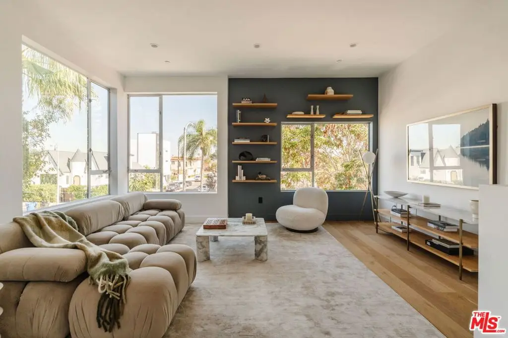 5036 W Pickford Street, Los Angeles, CA 90019 - #1