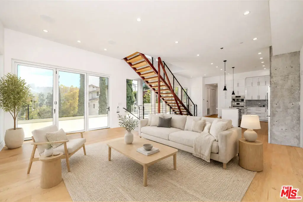 2882 El Roble Drive, Los Angeles, CA 90041 - #1