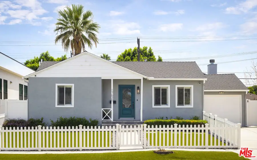 17630 Martha Street, Encino, CA 91316 - #3