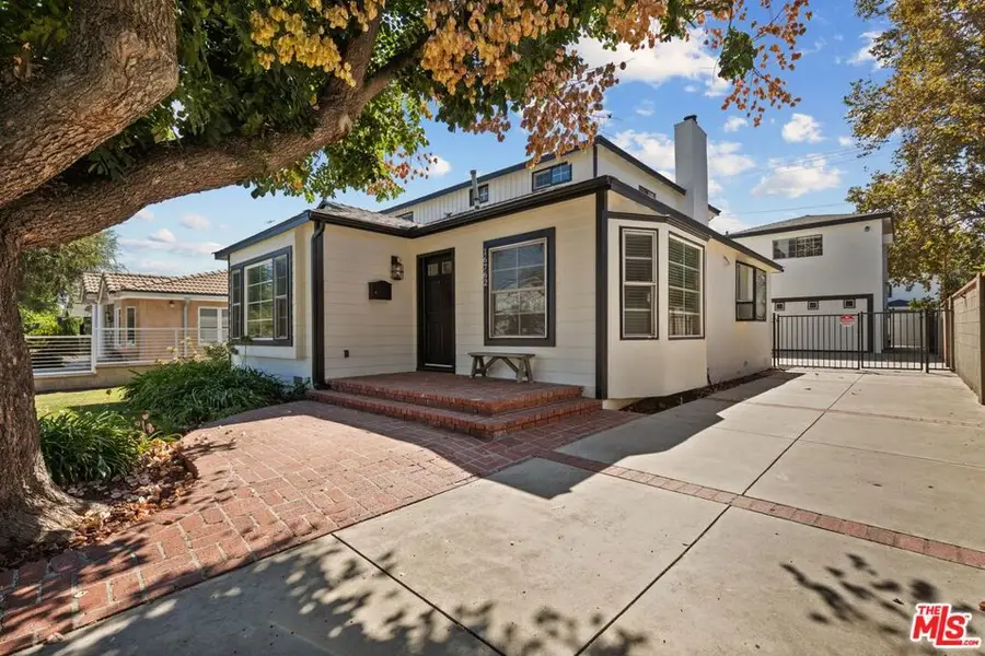 16762 Otsego Street, Encino, CA 91436 - #2