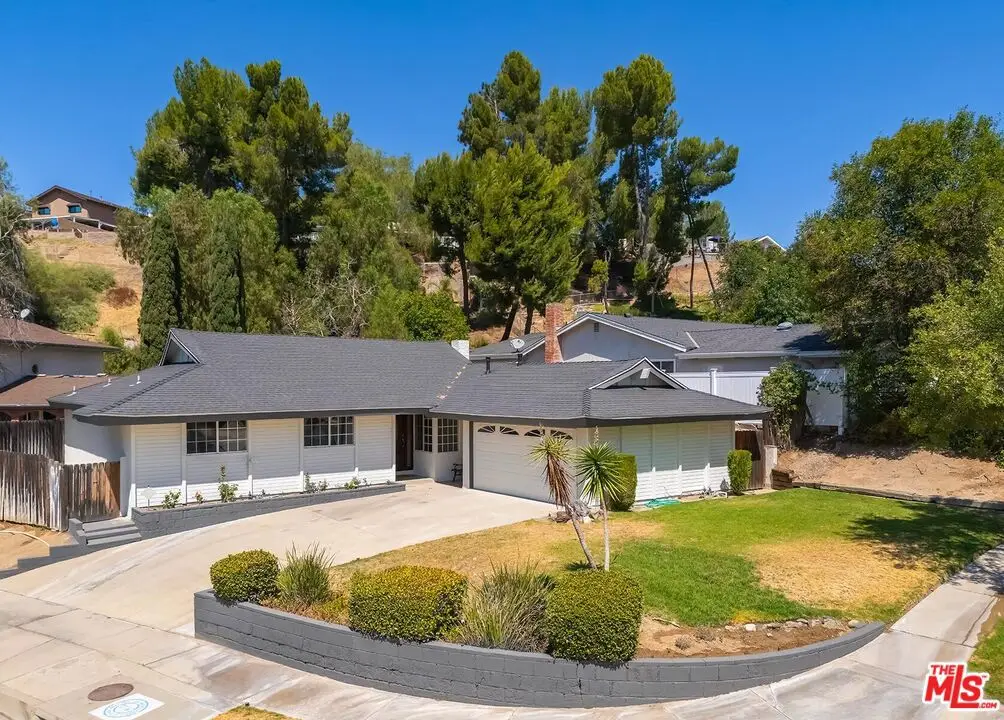 27127 Garza Drive, Saugus, CA 91350 - #1