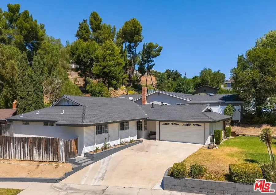 27127 Garza Drive, Saugus, CA 91350 - #2