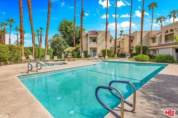2700 Lawrence Crossley Road #83, Palm Springs, CA 92264