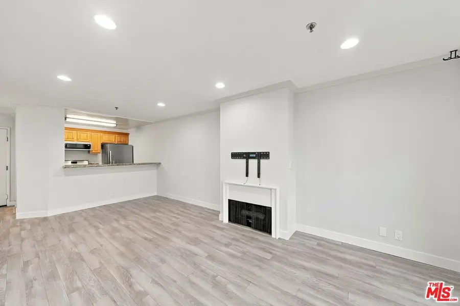 4401 Sepulveda Boulevard #208, Sherman Oaks, CA 91403 - #3