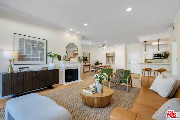 11225 Peach Grove Street #104, Los Angeles, CA 91601