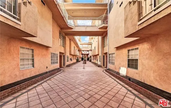 321 W Queen Street #24, Inglewood, CA 90301