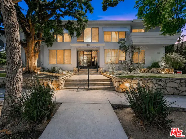 1218 N Laurel Avenue, West Hollywood, CA 90046