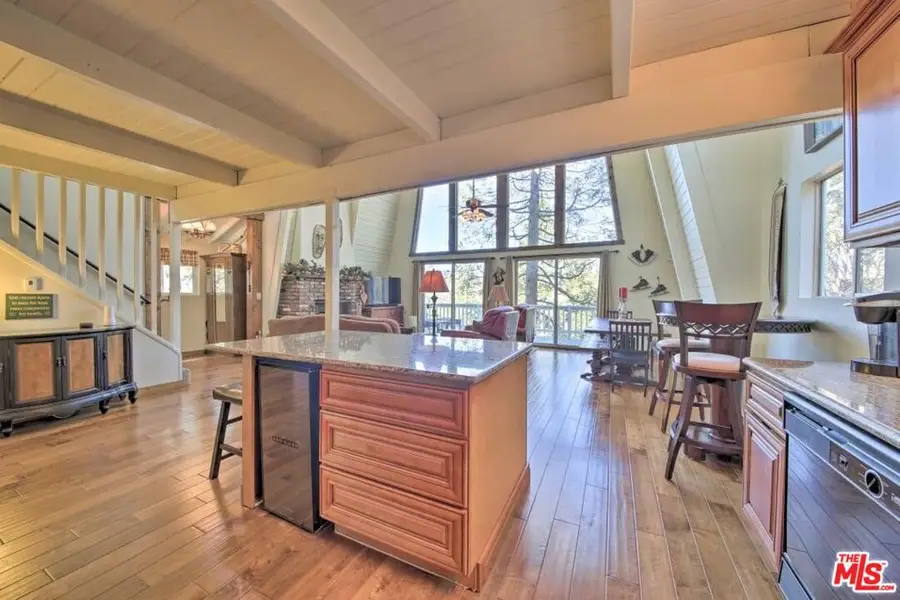 888 Grass Valley Road, Lake Arrowhead, CA 92352 - #2
