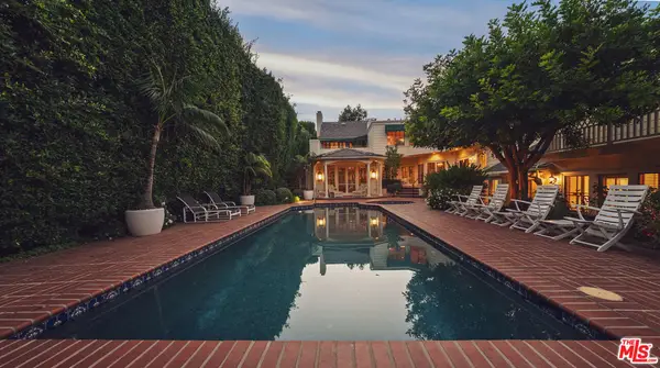 524 N Rockingham Avenue, Los Angeles, CA 90049