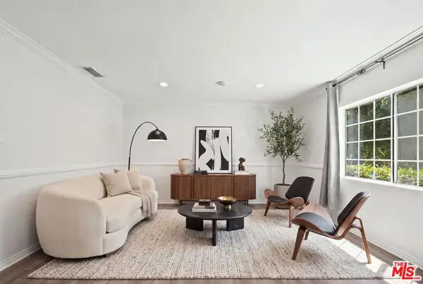 7048 Zelzah Avenue, Los Angeles, CA 91335