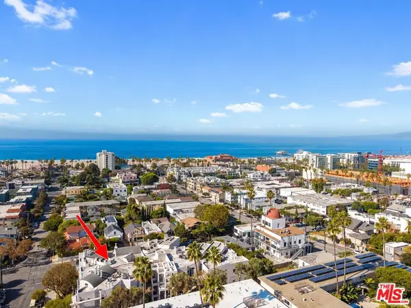 2115 3rd Street #102, Santa Monica, CA 90405